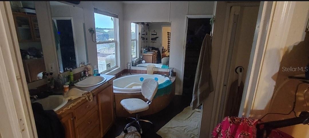 562 Libby Rd Property Photo 21