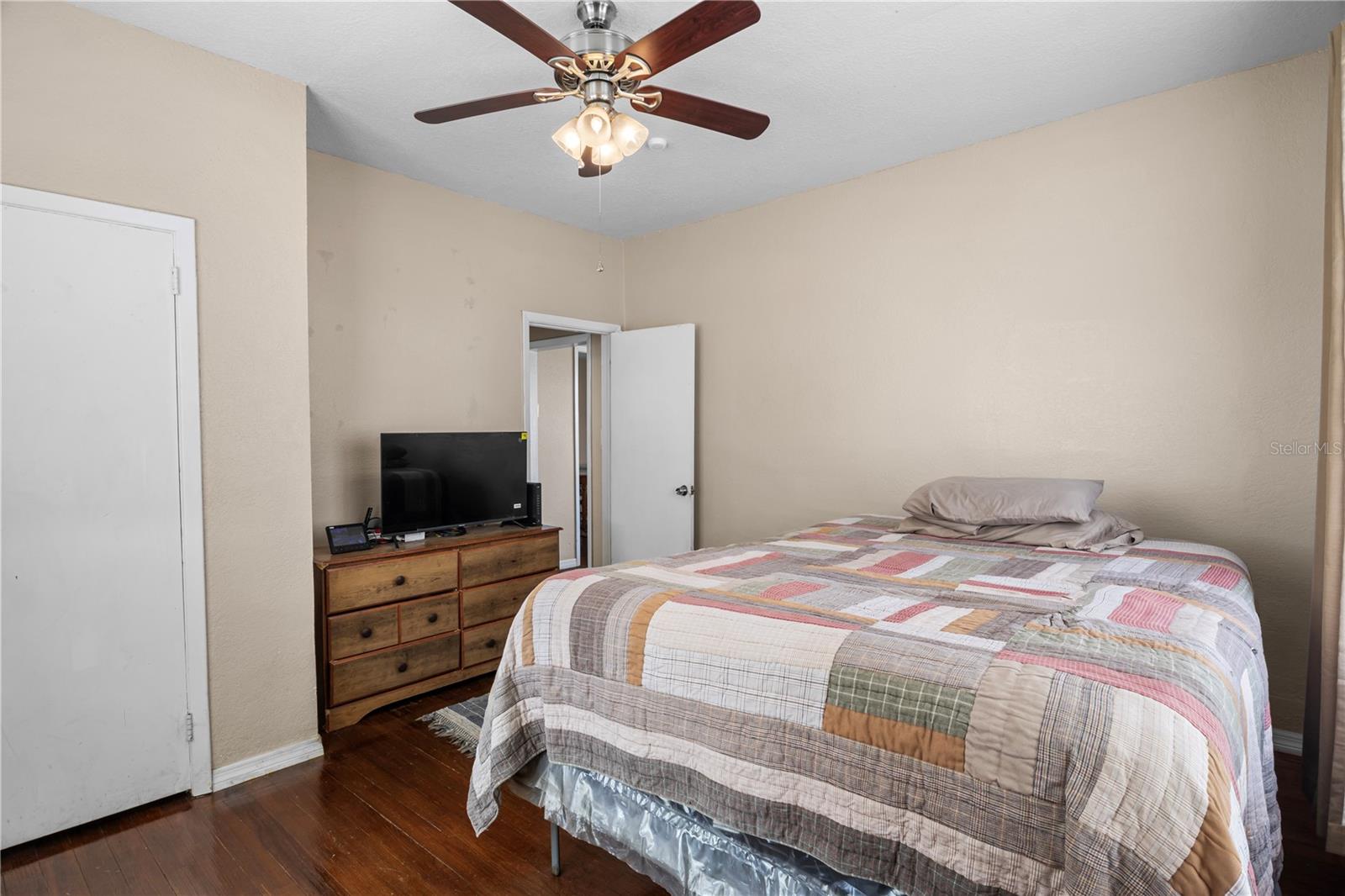 4517 Kenilworth Blvd Property Photo 10