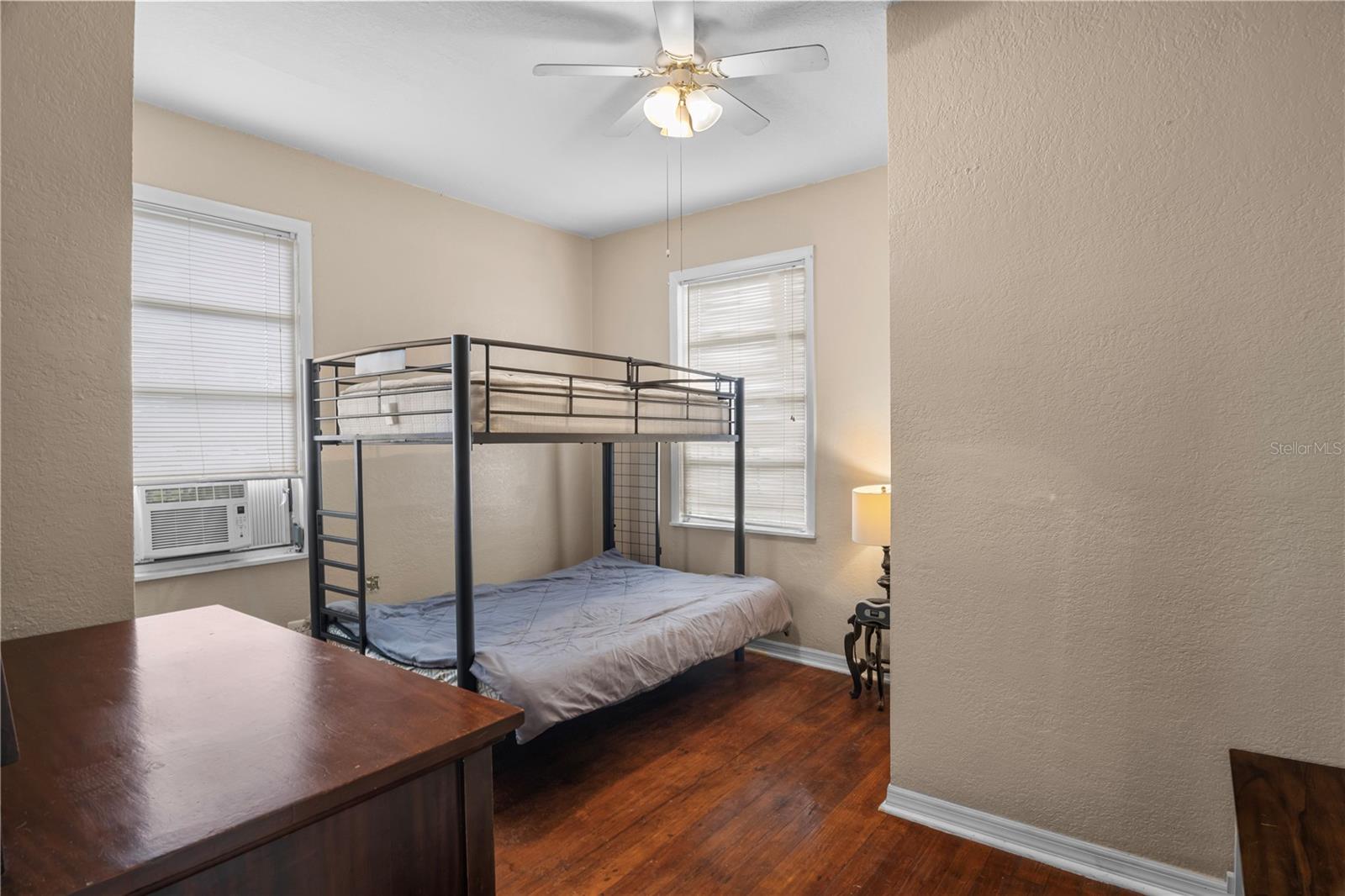 4517 Kenilworth Blvd Property Photo 12