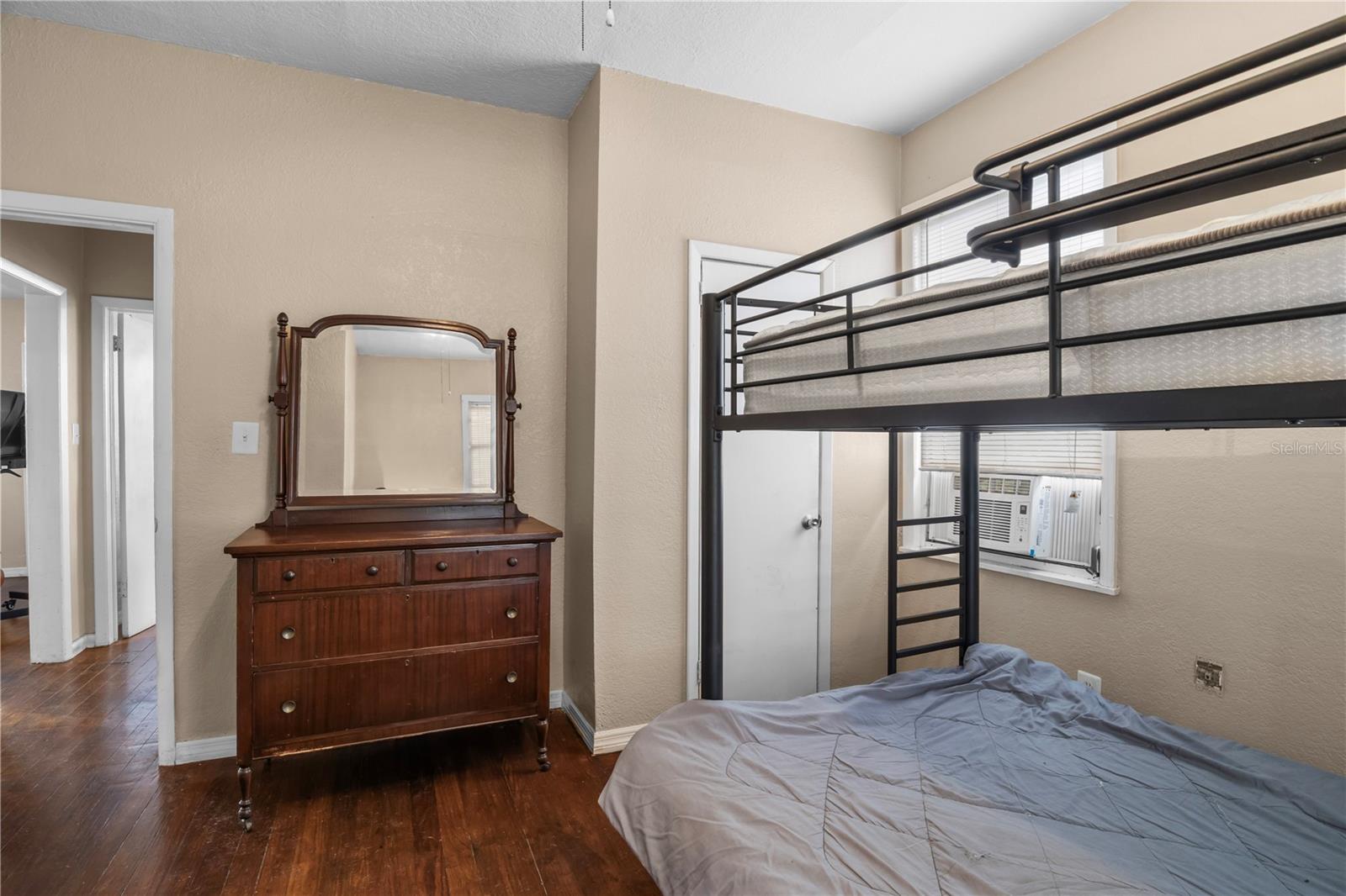 4517 Kenilworth Blvd Property Photo 14