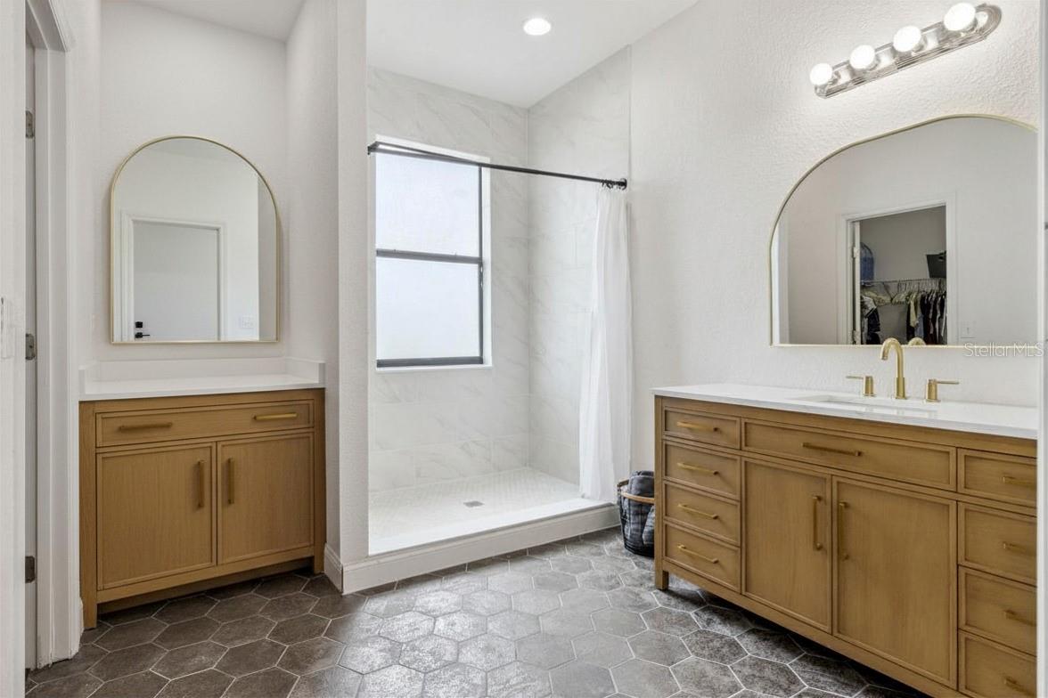 647 Chicago Way Property Photo 22