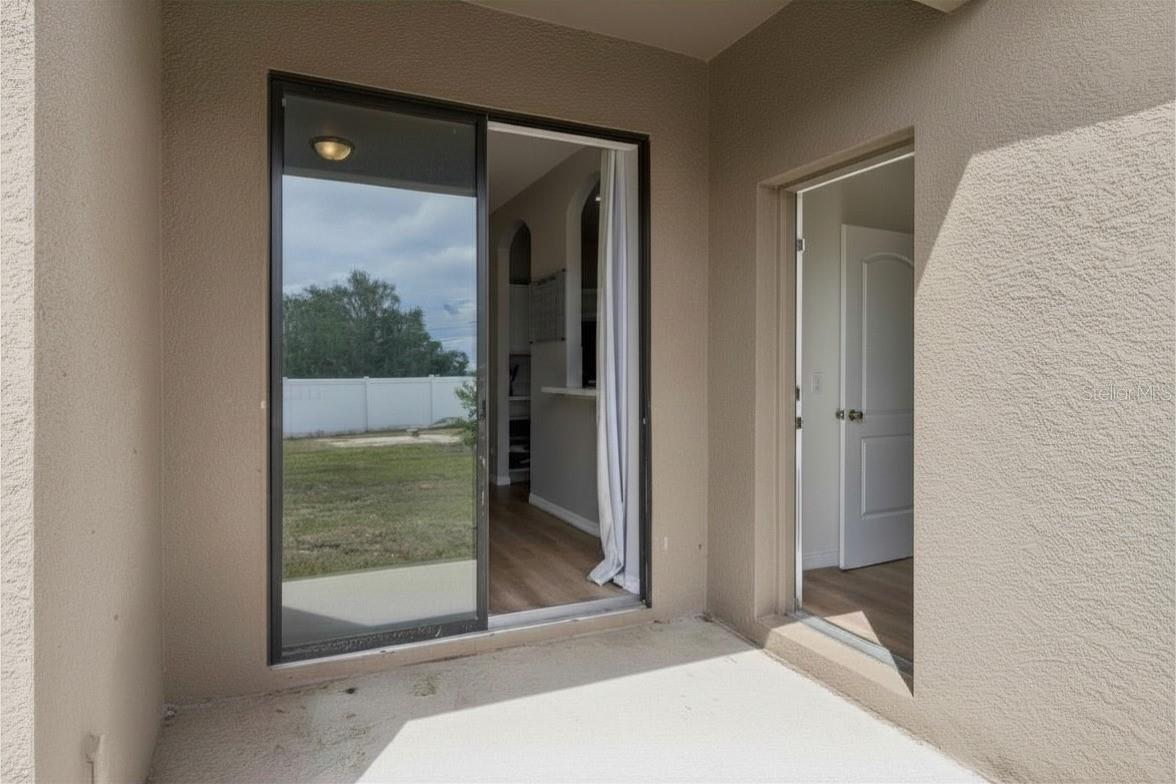 647 Chicago Way Property Photo 27