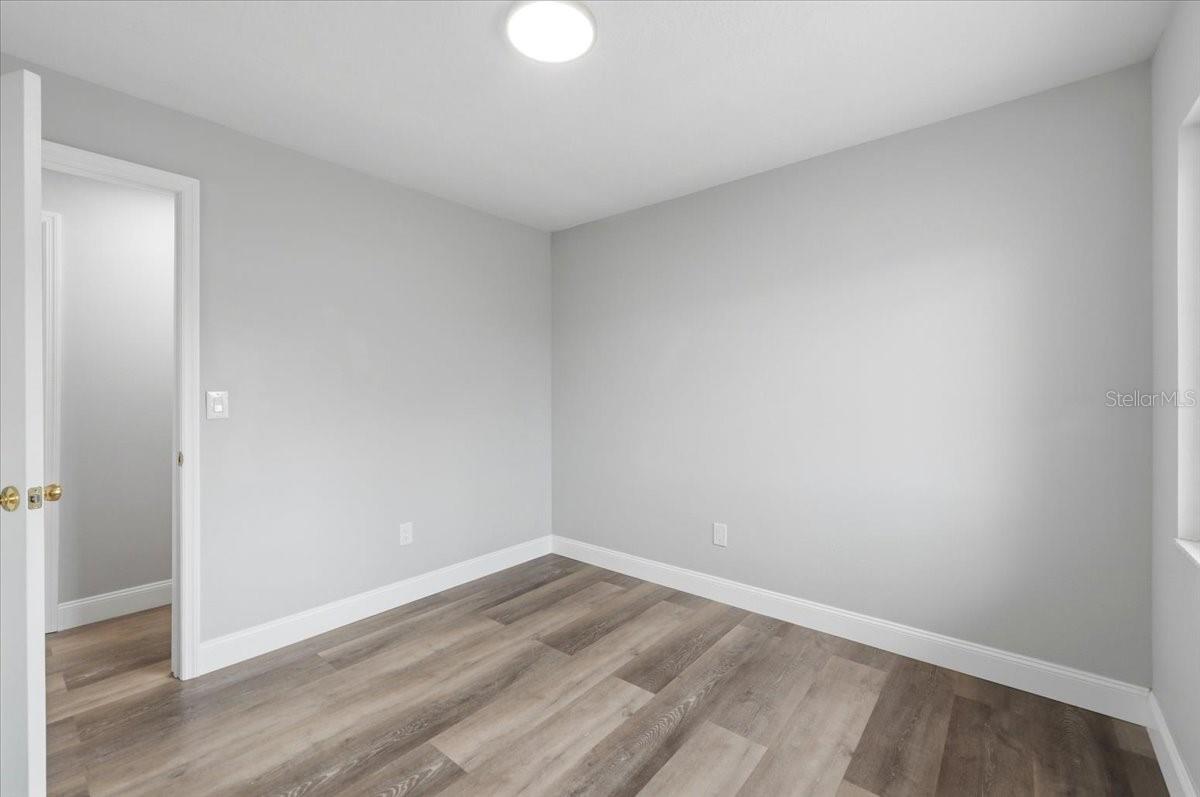 626 Pavare Ct Property Photo 28