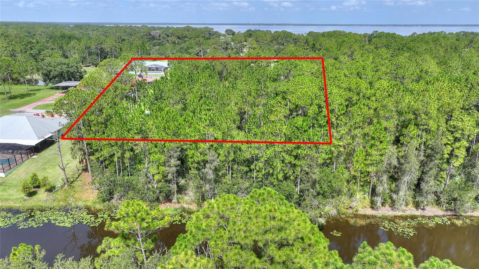 30 Amaryllis Dr Property Photo 2