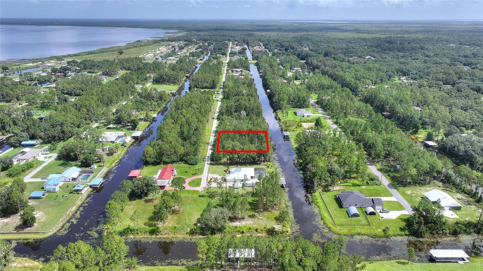 30 Amaryllis Dr Property Photo 23