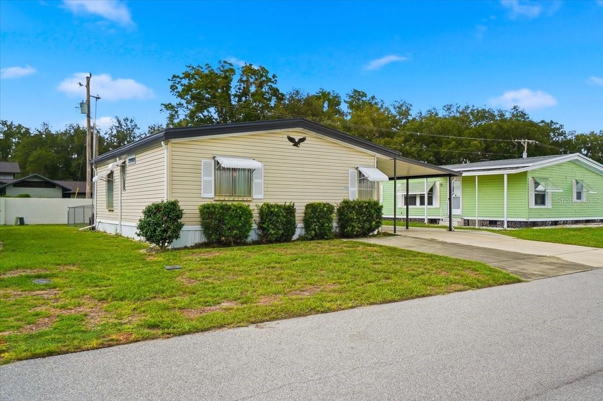 1794 Fox Hill Dr Property Photo 3