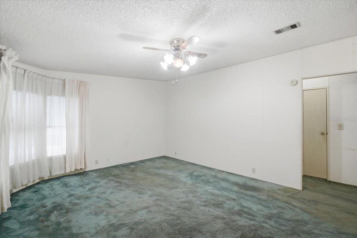 1794 Fox Hill Dr Property Photo 11