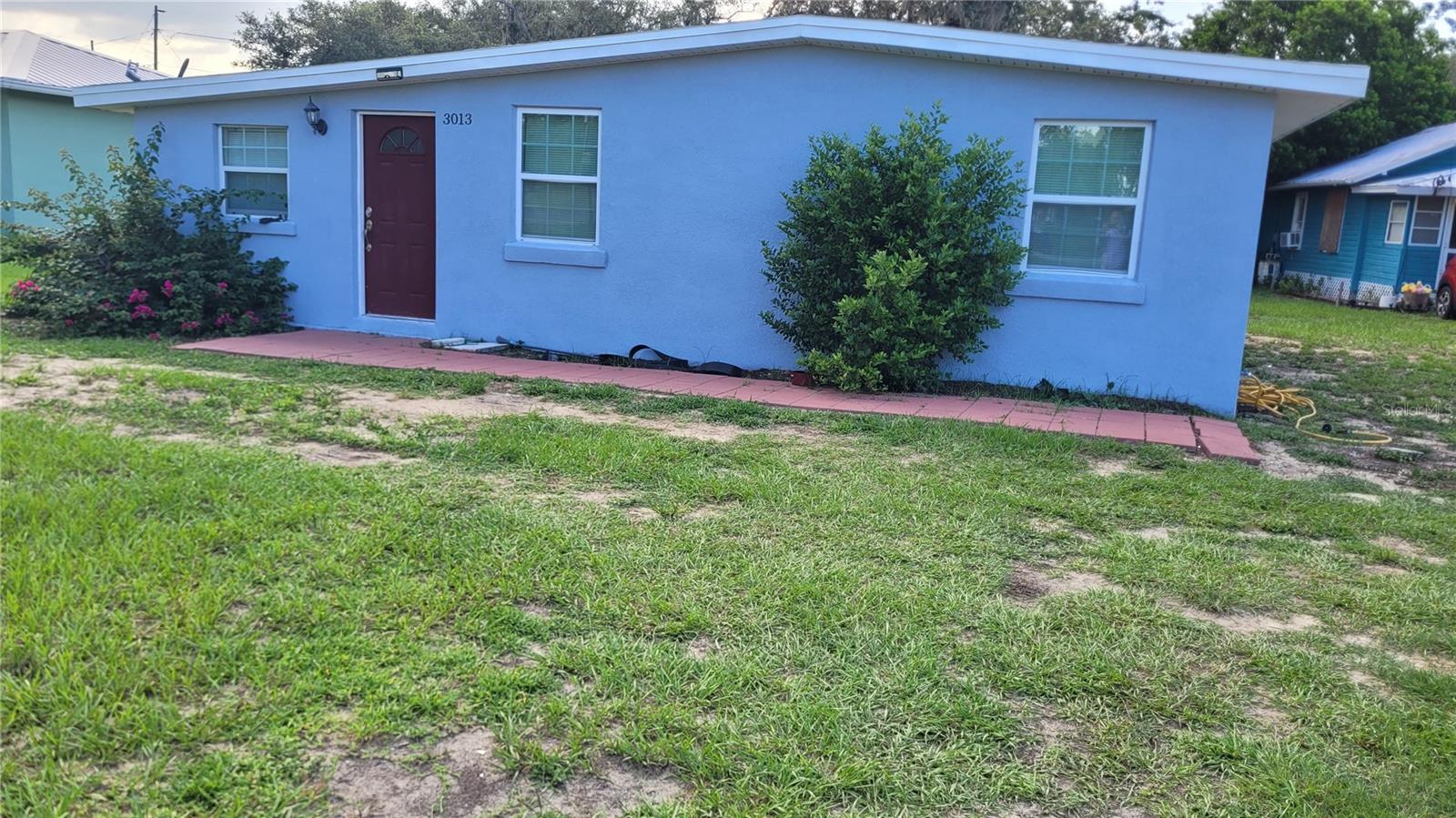 3013 Laurel Ave Property Photo 1