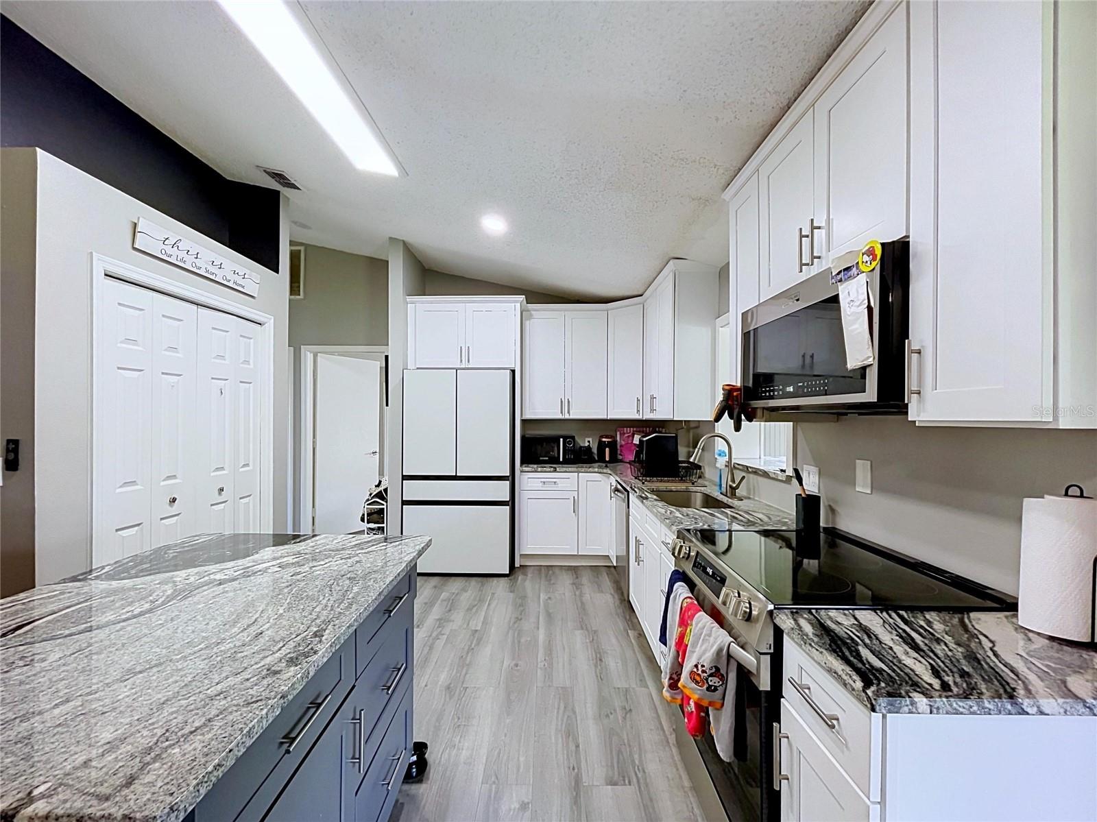 8017 Glenridge Ln Property Photo 19
