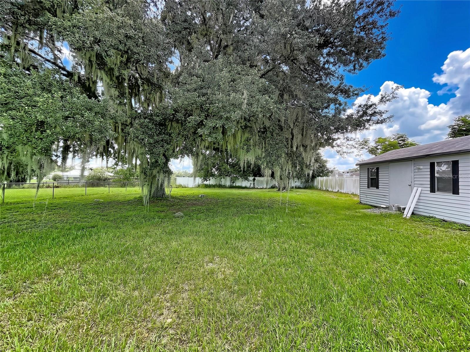 8017 Glenridge Ln Property Photo 49