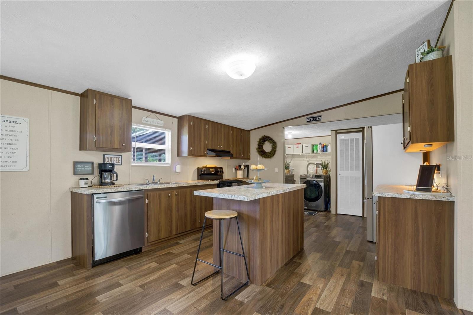 4237 Coyote Trl Property Photo 9