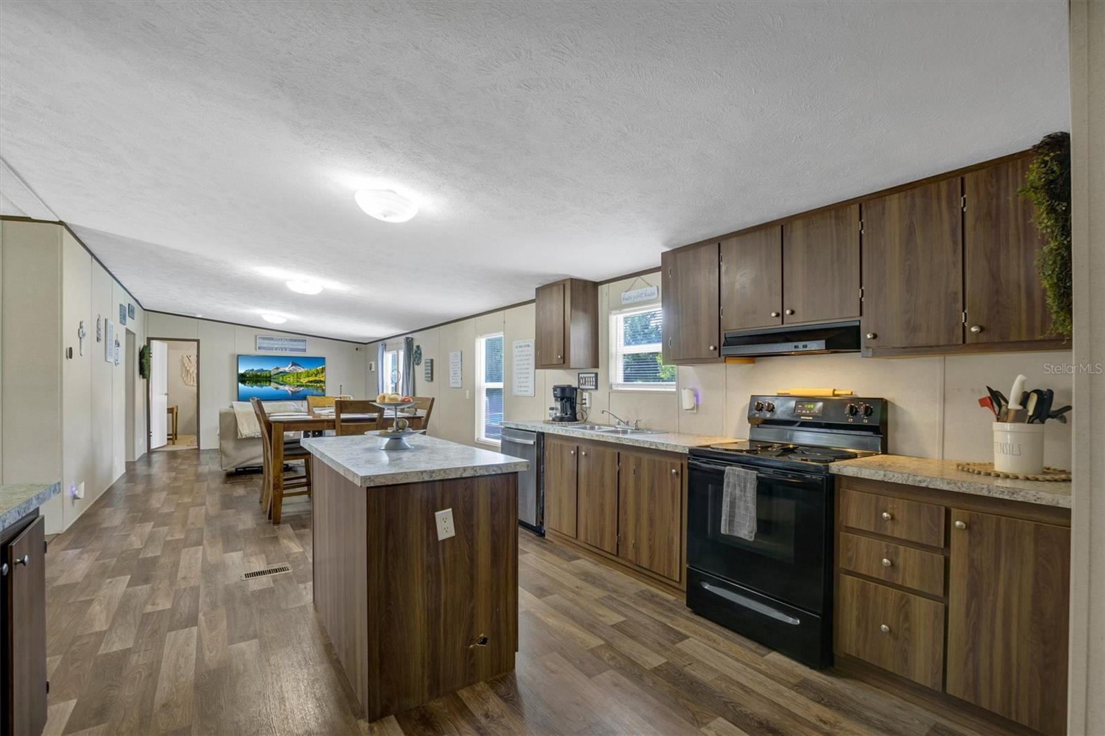 4237 Coyote Trl Property Photo 11