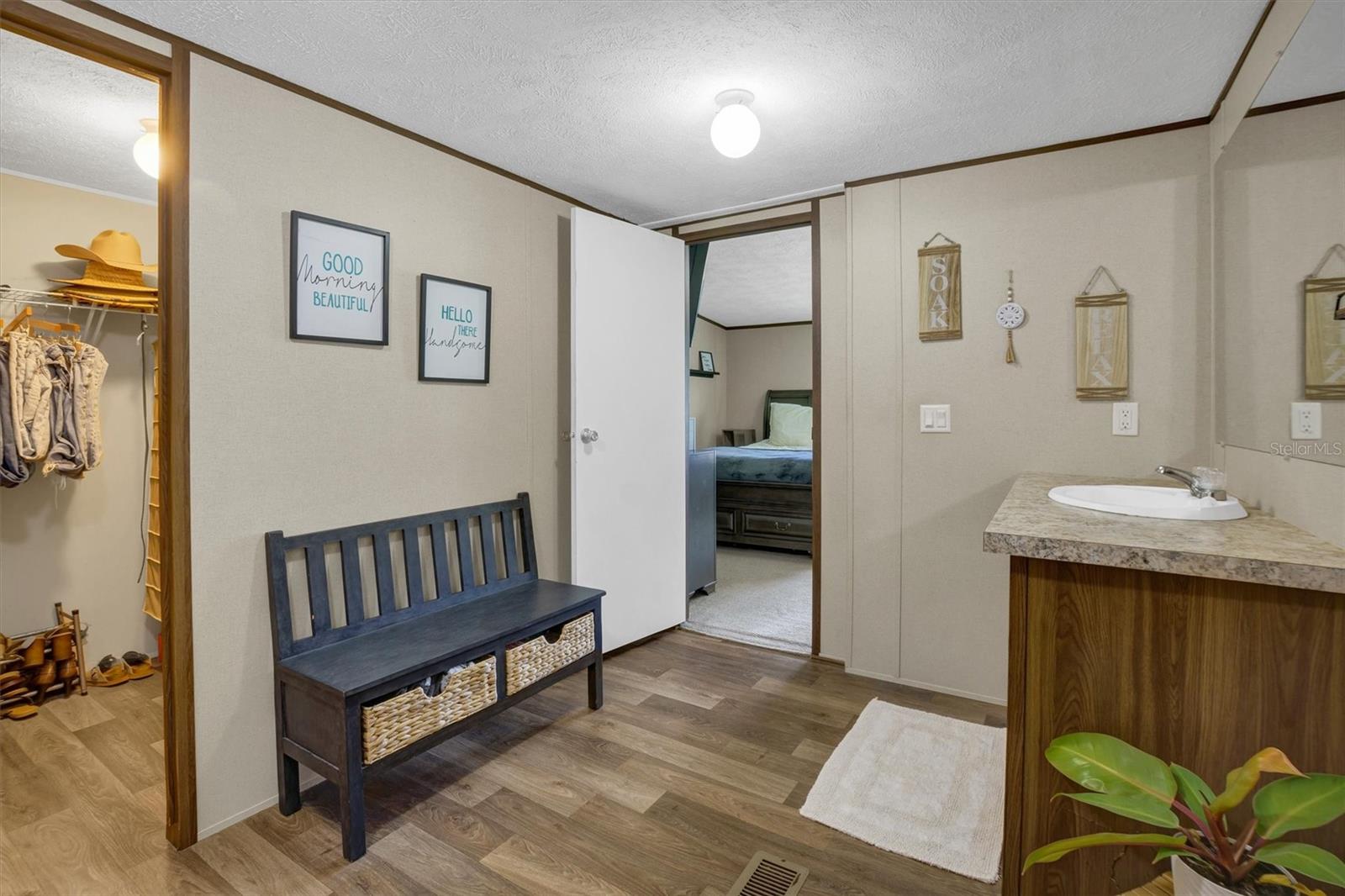 4237 Coyote Trl Property Photo 22