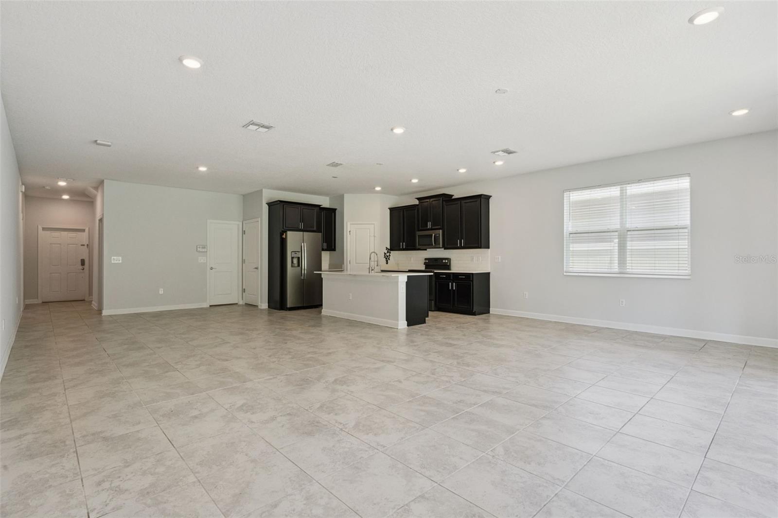 2369 Crescent Moon St Property Photo 8