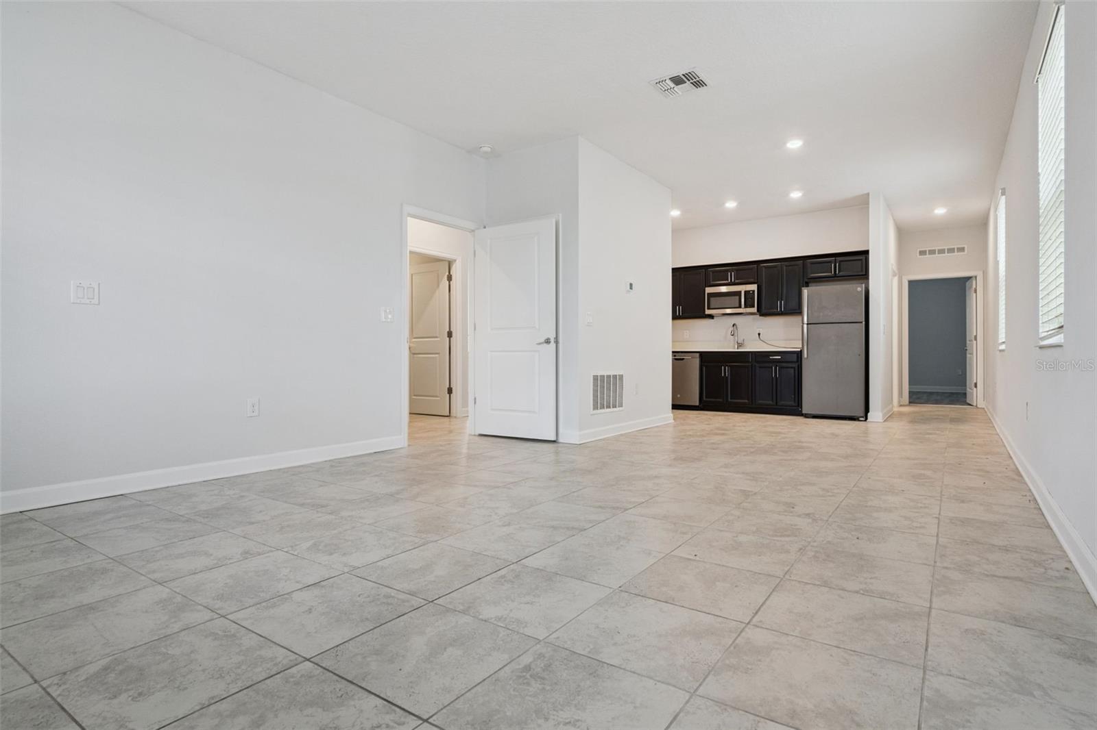 2369 Crescent Moon St Property Photo 41
