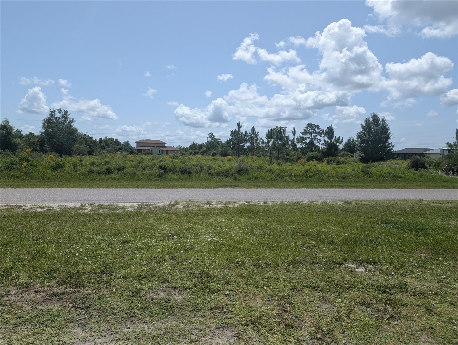 96 Desoto Ave Property Photo 2