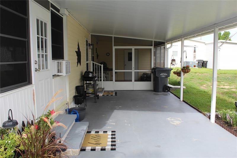 6369 Elmwood Ave Property Photo 7