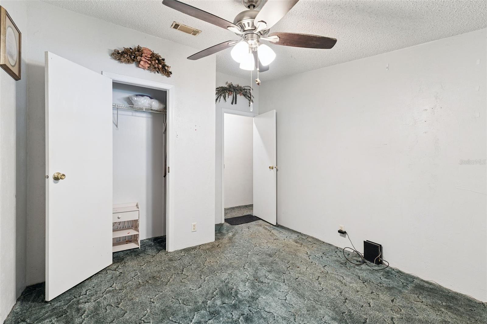 126 Bermuda Ct Property Photo 27