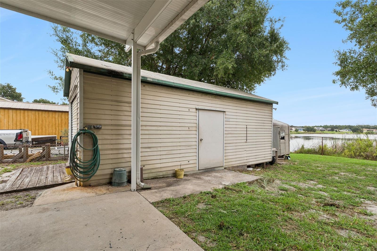 126 Bermuda Ct Property Photo 43