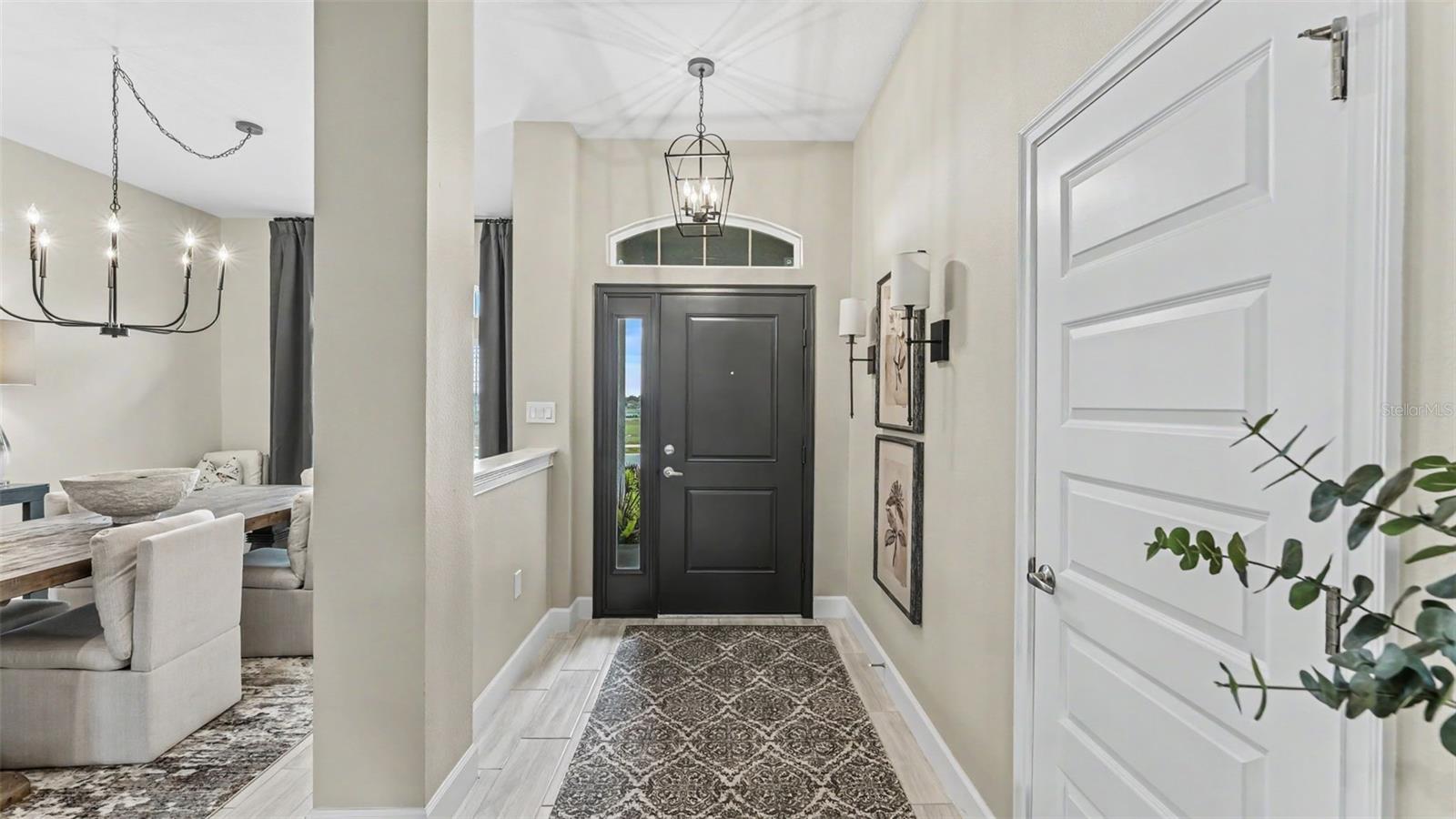 5280 Tennessee Ridge Ct Property Photo 5