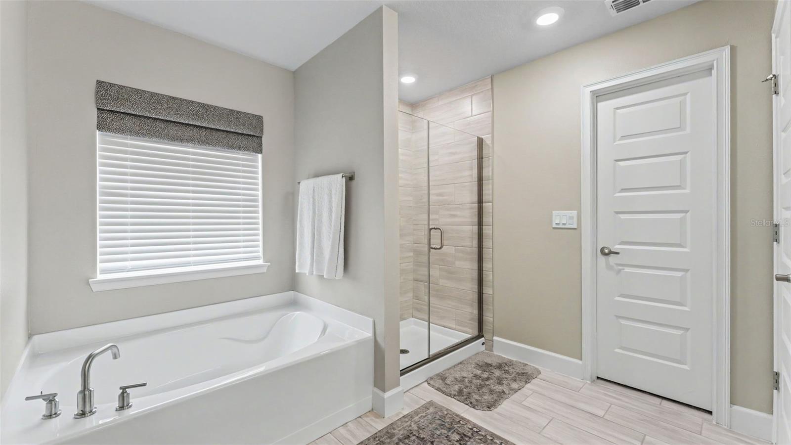 5280 Tennessee Ridge Ct Property Photo 22