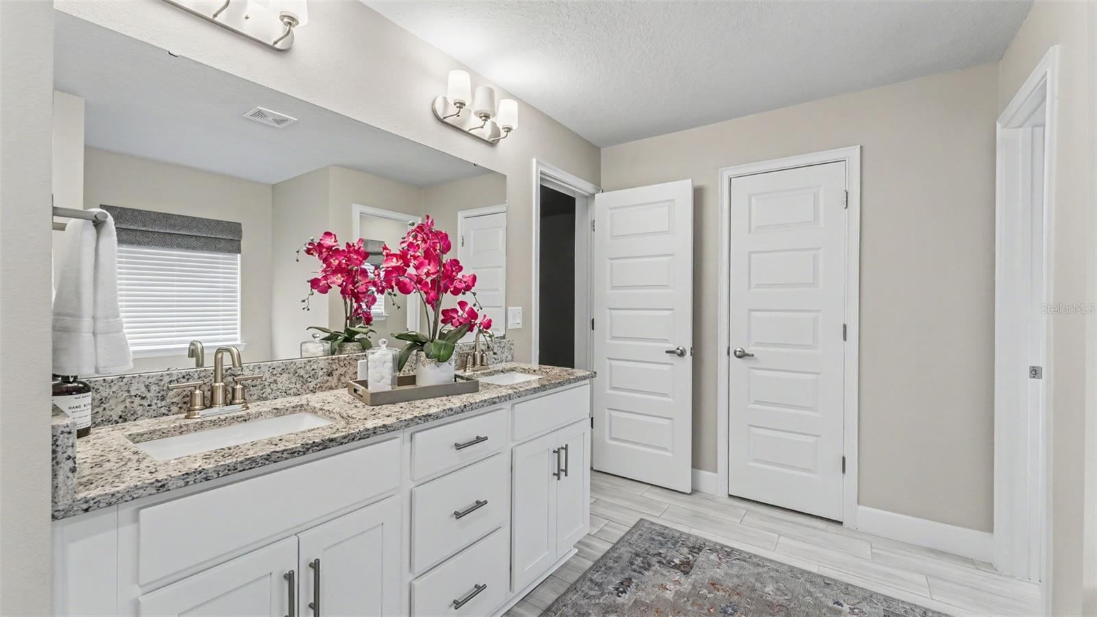5280 Tennessee Ridge Ct Property Photo 28