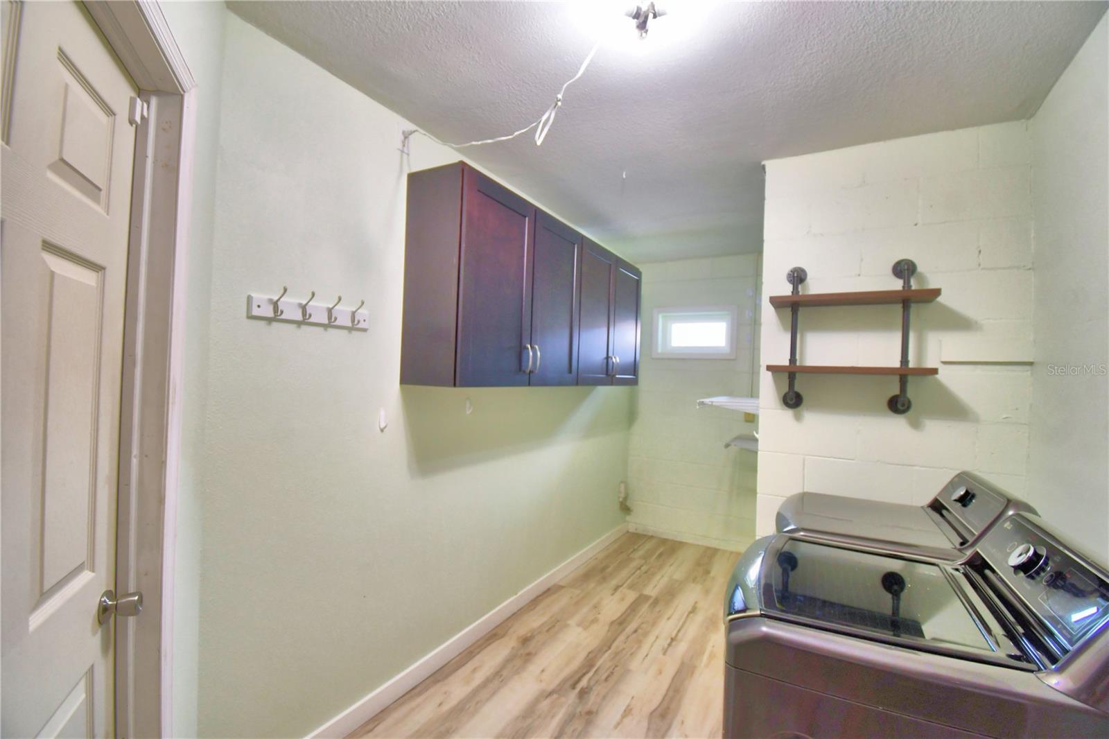 902 Crestview Dr Property Photo 35