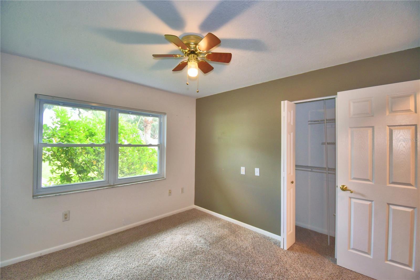 902 Crestview Dr Property Photo 47
