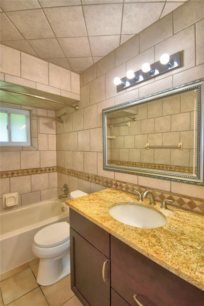 902 Crestview Dr Property Photo 55
