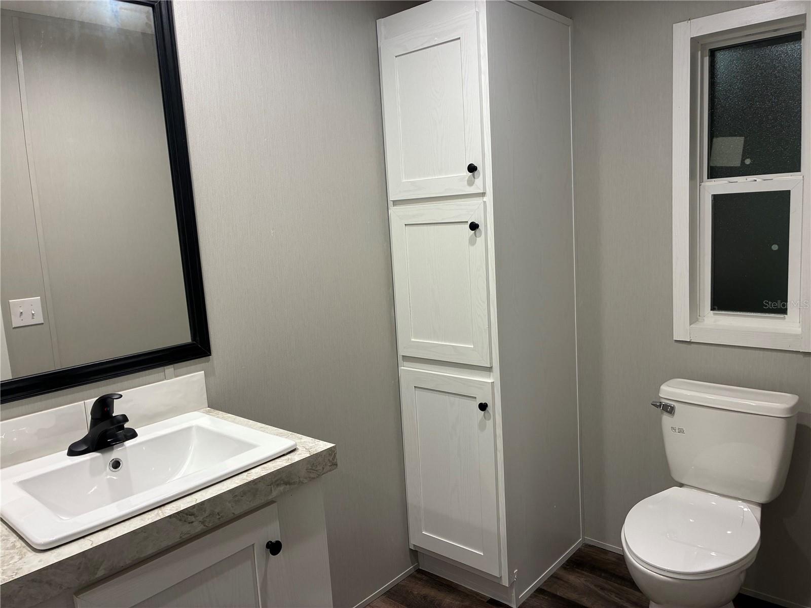 263 Edgewood Blvd Property Photo 6