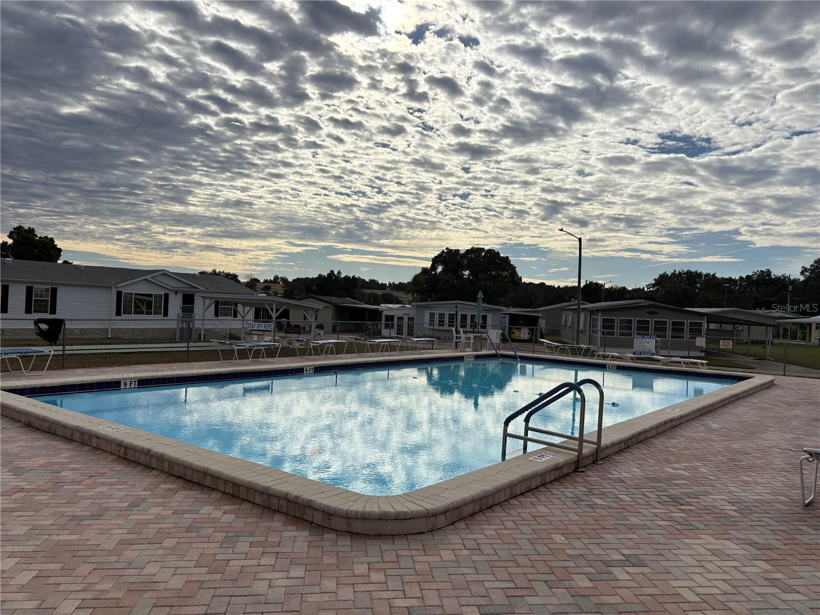 263 Edgewood Blvd Property Photo 13