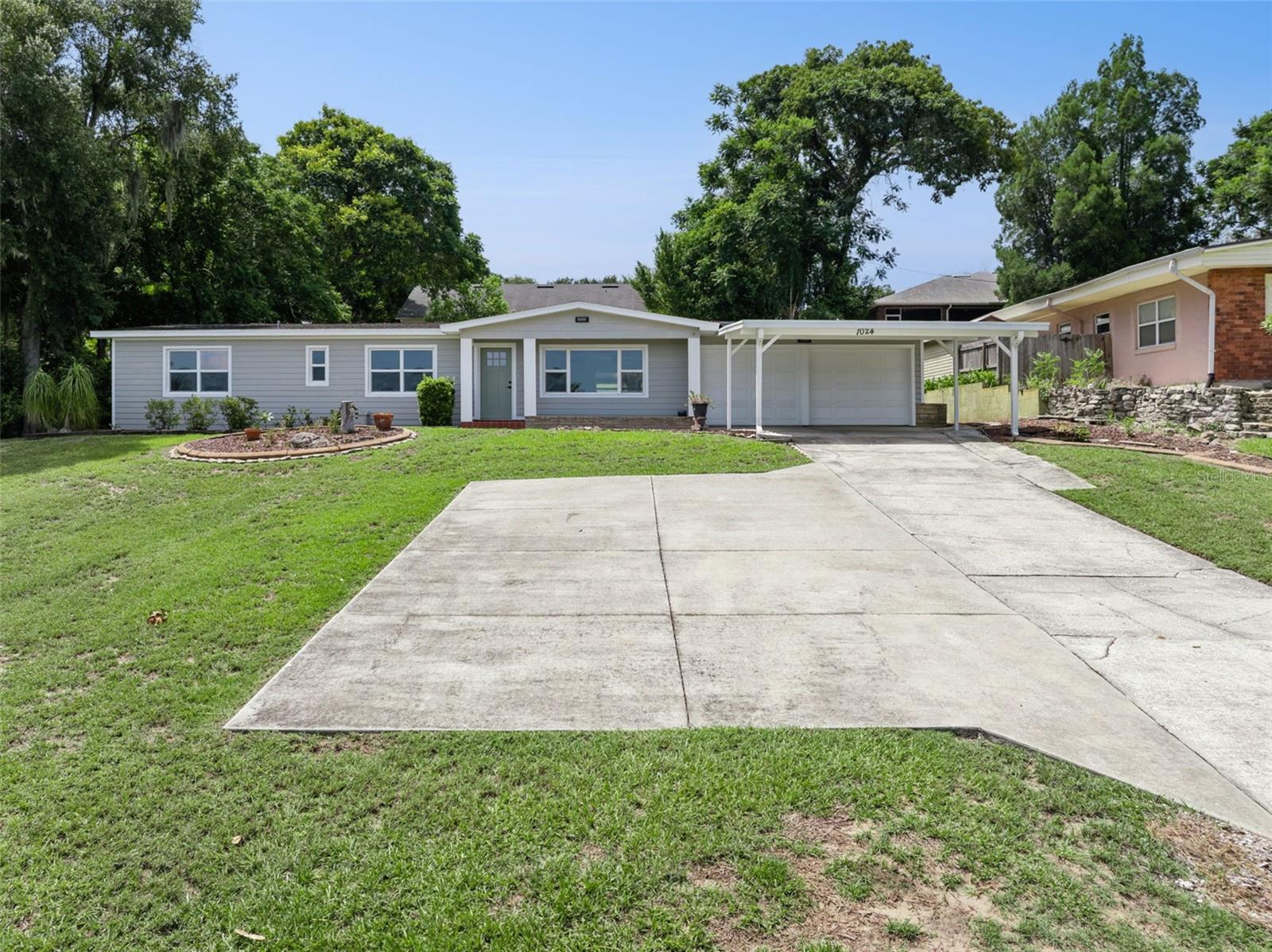 1024 SUNSET DR
