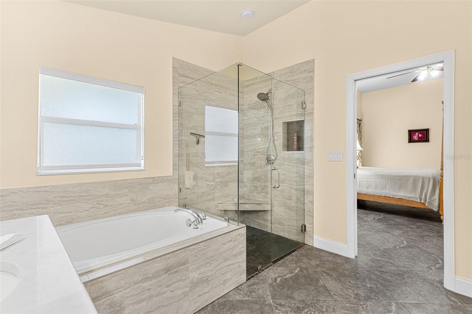 2868 Oconnell Dr Property Photo 24