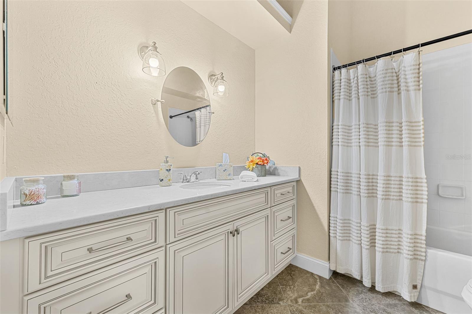 2868 Oconnell Dr Property Photo 28