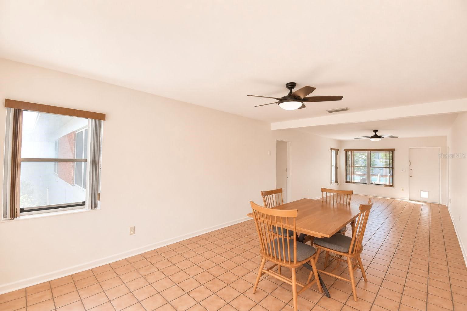 906 Avenue M Se Property Photo 5