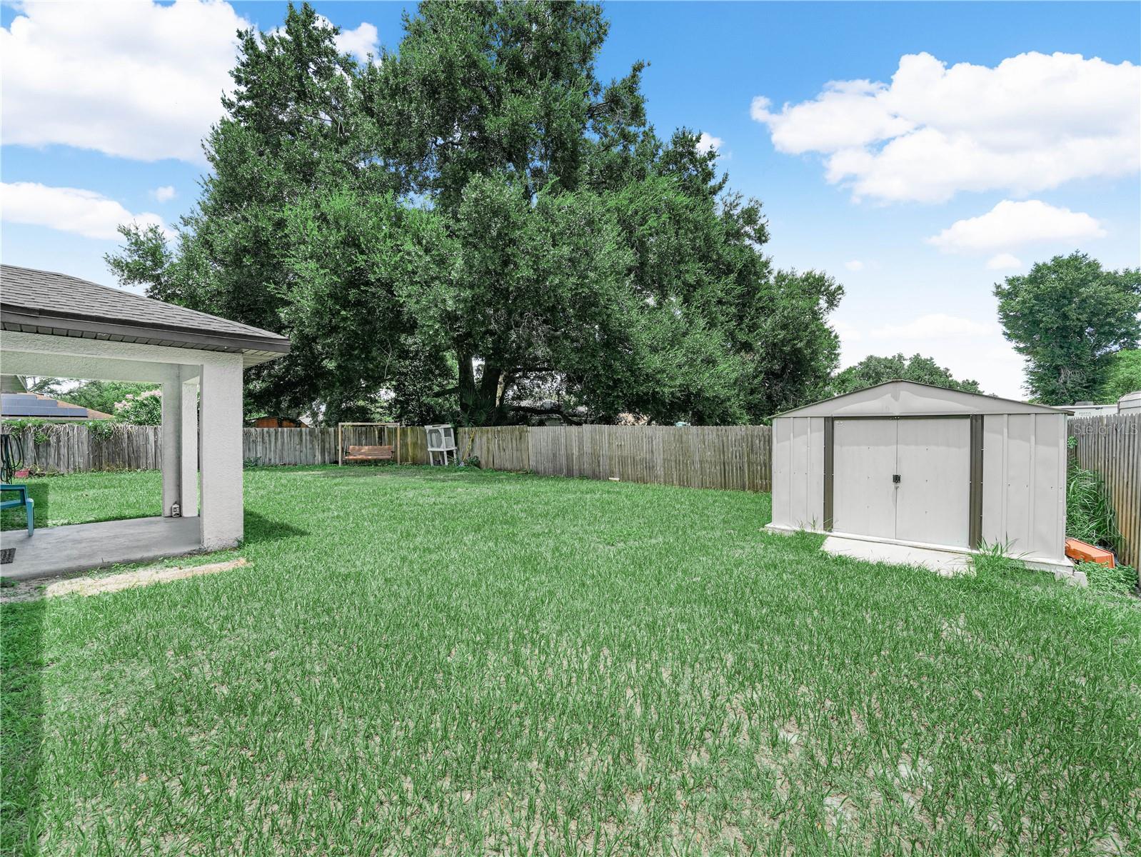 1705 Sandalwood Cir Sw Property Photo 8