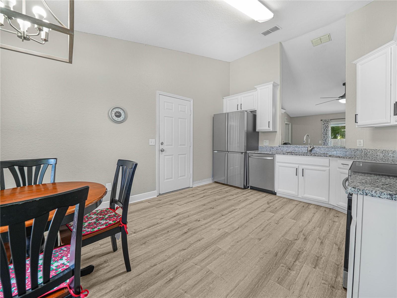 1705 Sandalwood Cir Sw Property Photo 13
