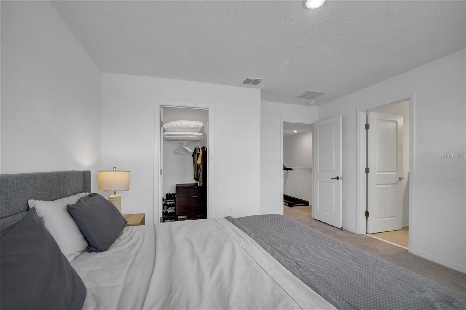 2256 Portrait Street Property Photo 20