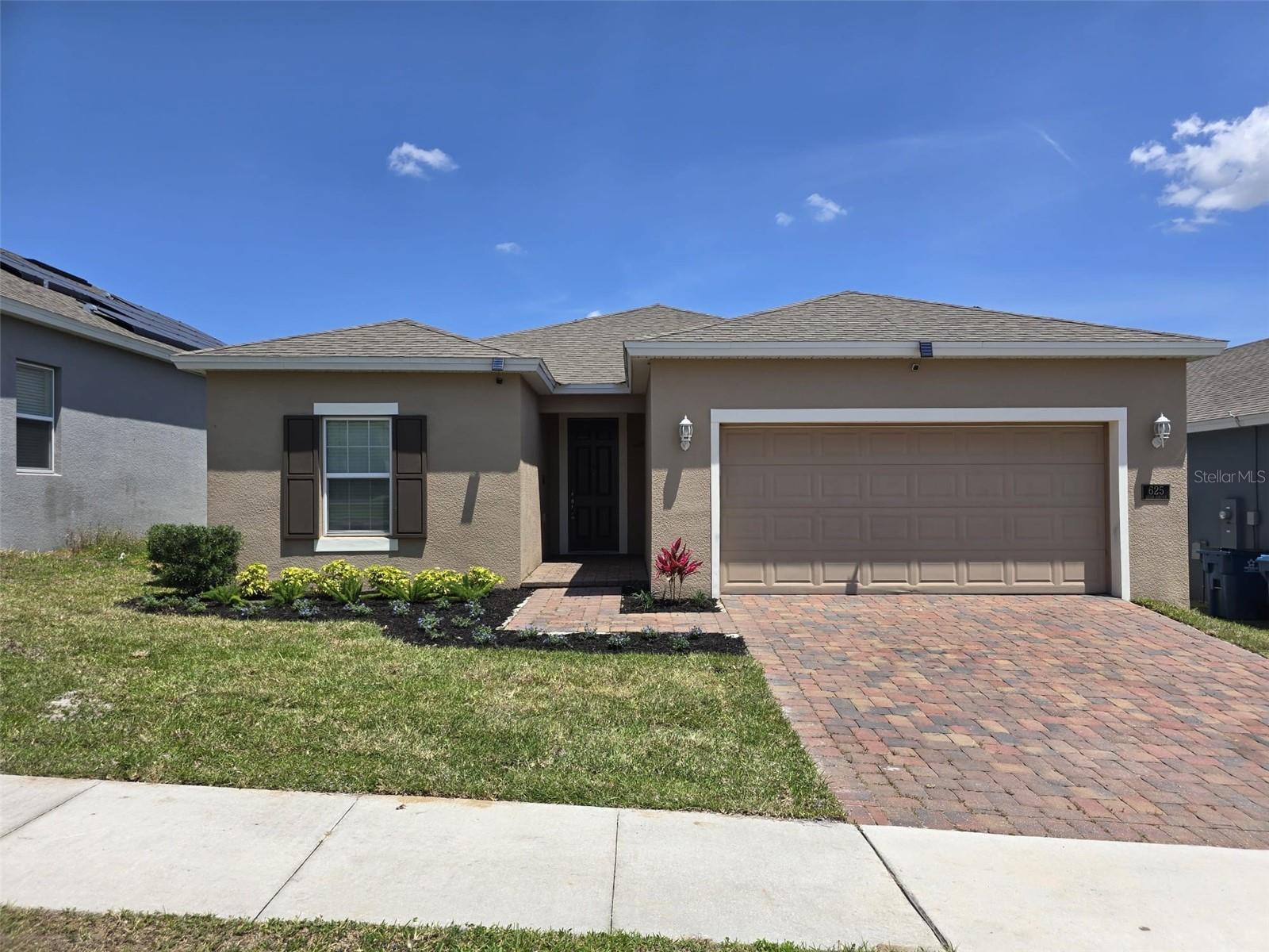 625 Disa Dr Property Photo 1