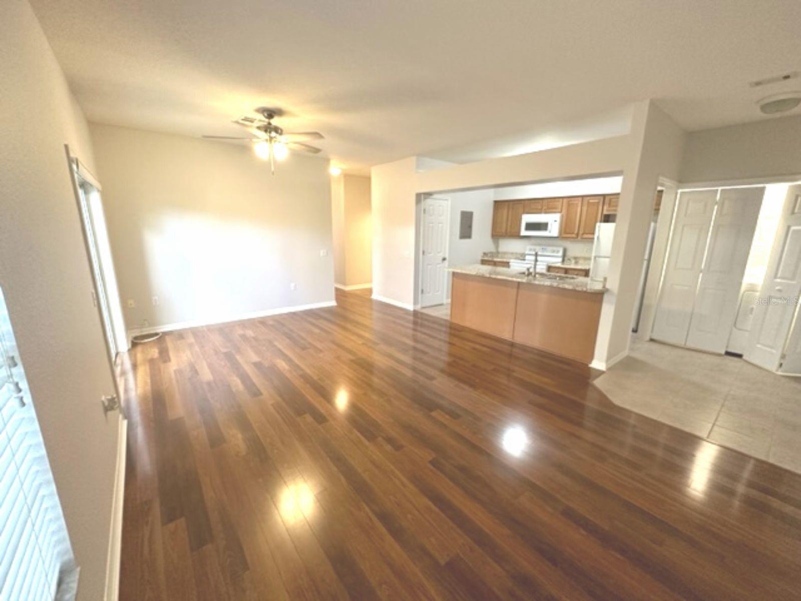 903 Eagle Pond Dr #903 Property Photo 2