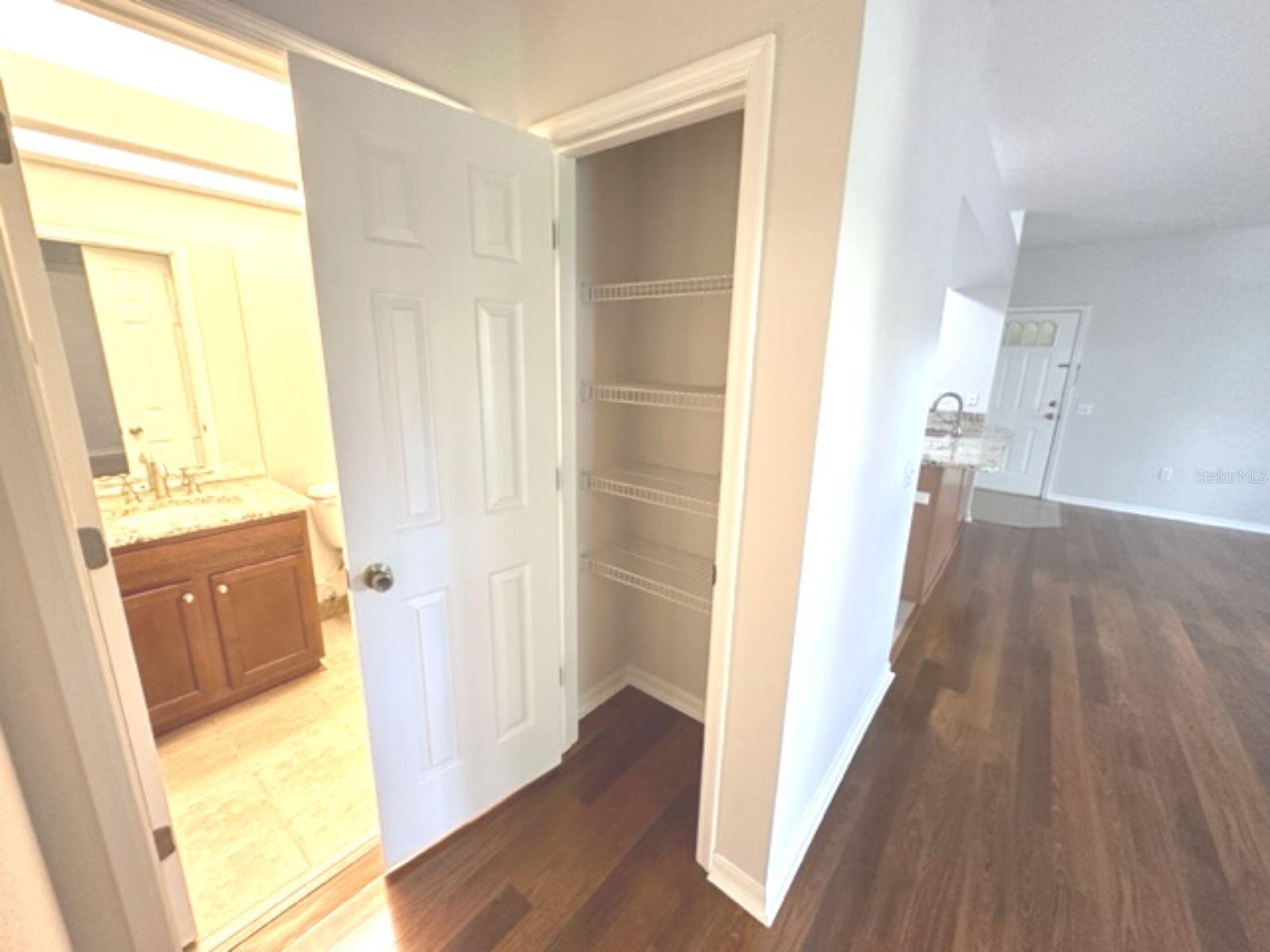 903 Eagle Pond Dr #903 Property Photo 8