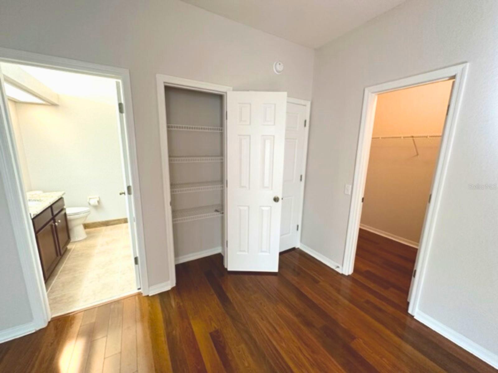 903 Eagle Pond Dr #903 Property Photo 17