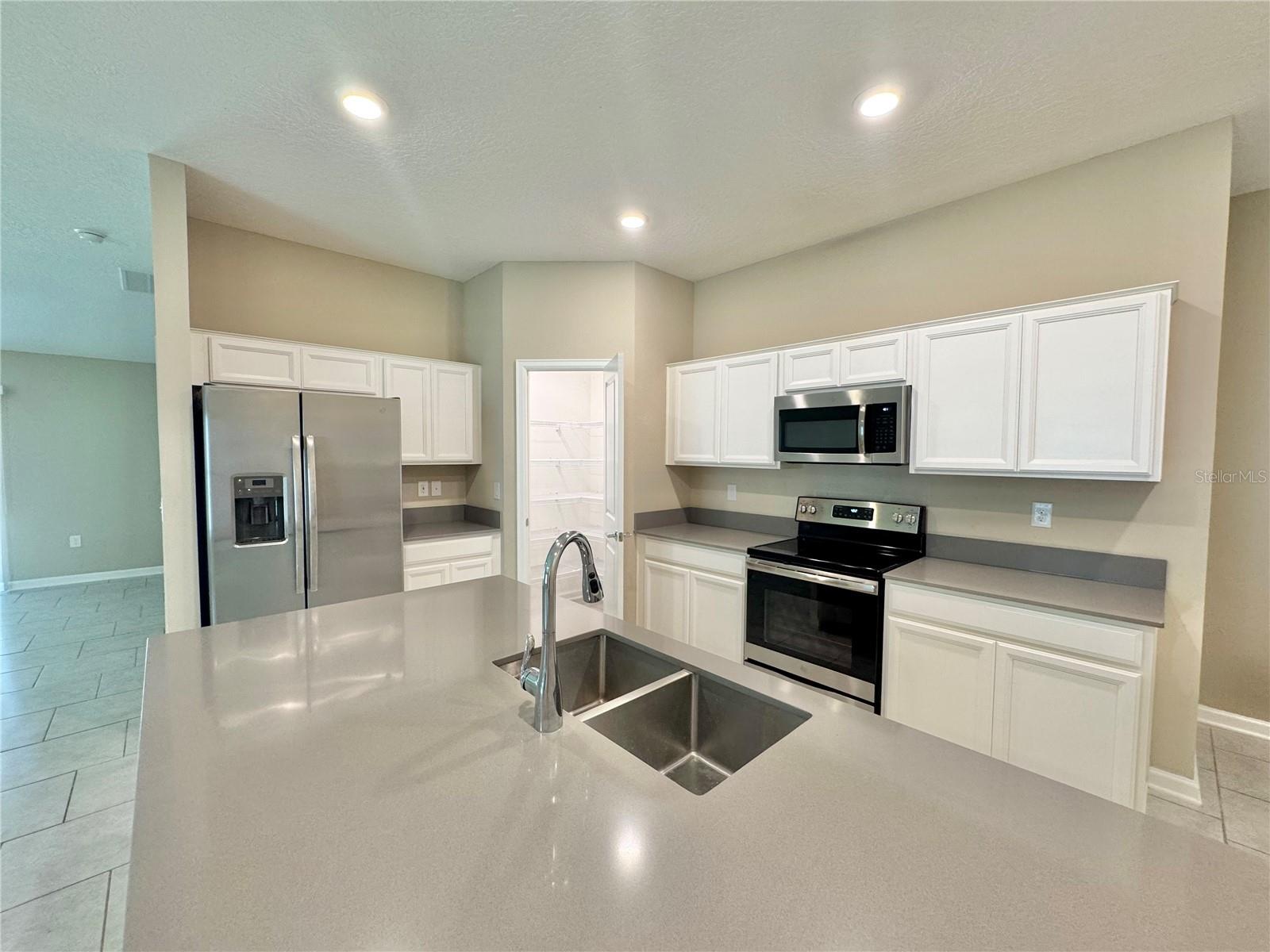 112 Pershing St Property Photo 3