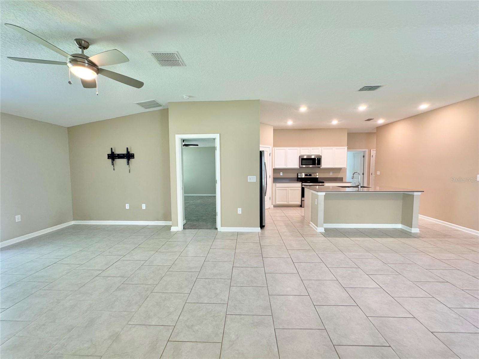 112 Pershing St Property Photo 7