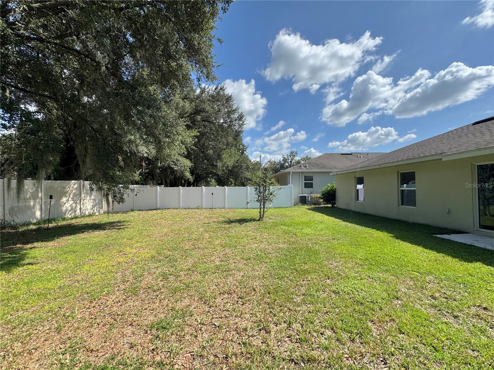 112 Pershing St Property Photo 33