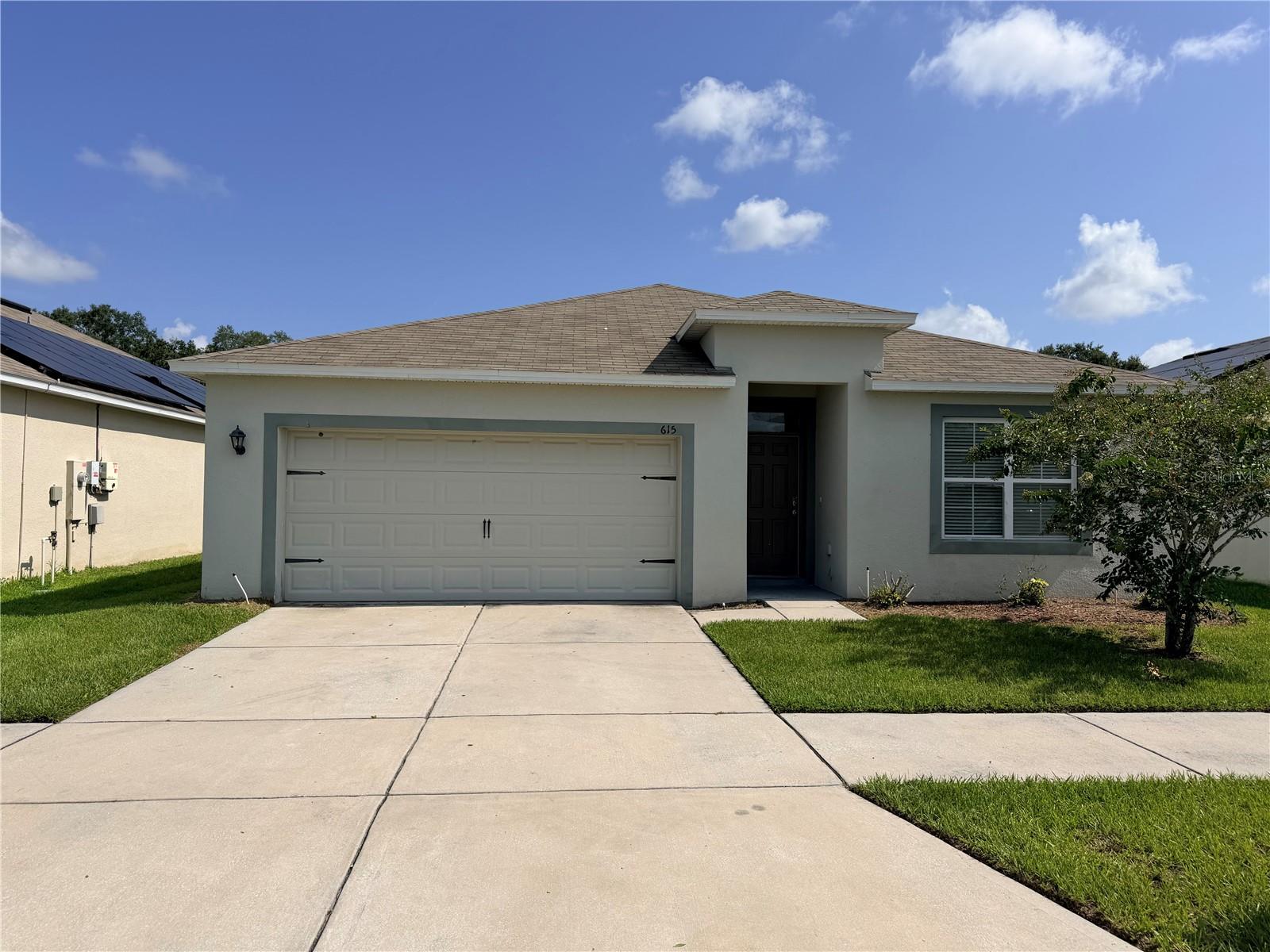 615 Tralee Ln Property Photo 1