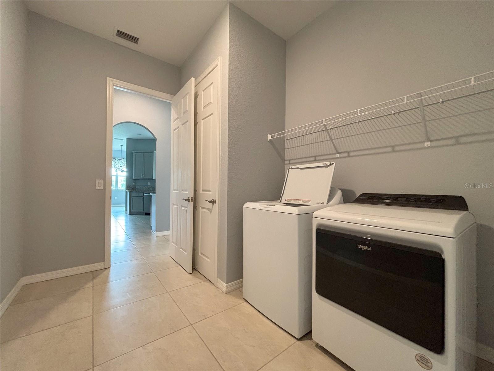 1124 Sawgrass Dr Property Photo 12