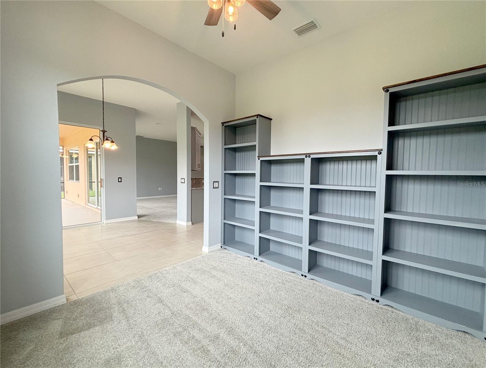 1124 Sawgrass Dr Property Photo 14