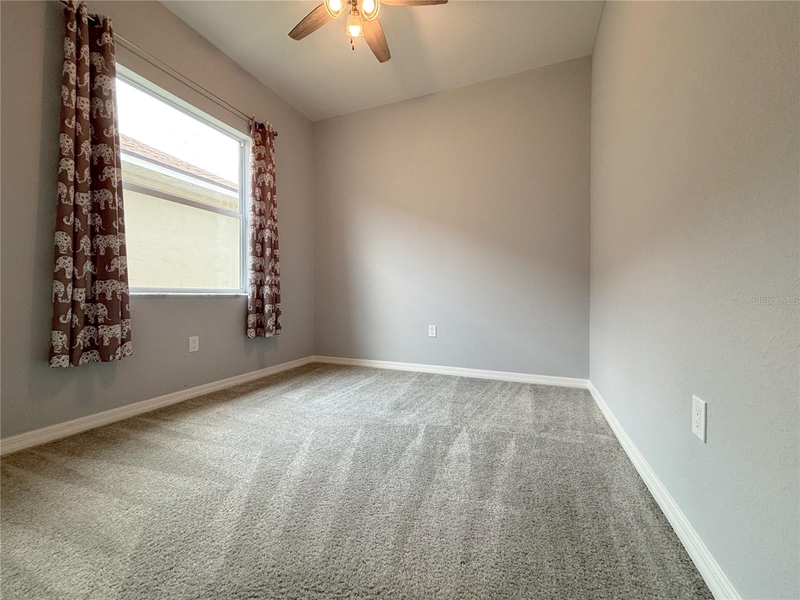 1124 Sawgrass Dr Property Photo 21