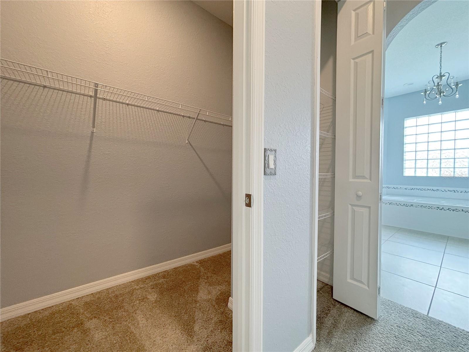 1124 Sawgrass Dr Property Photo 31